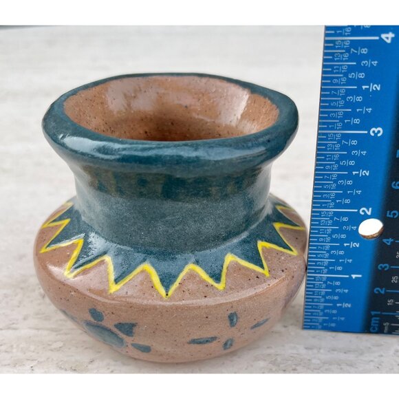 Handmade Native American Style Ceramic Pot With Symbols & Zigzag Design - Picture 7 of 7